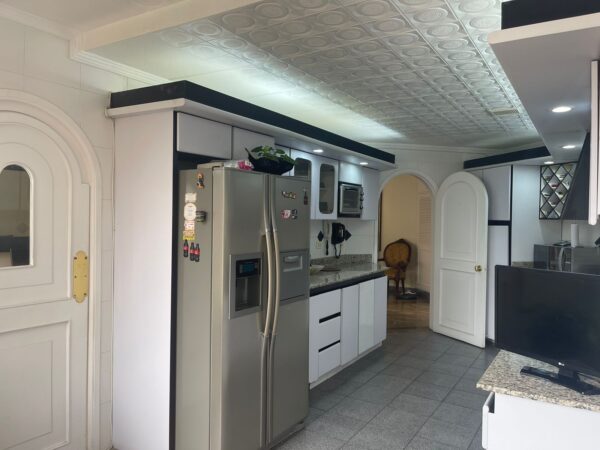 VENTA DE EXCELENTE APARTAMENTO EN USAQUÉN BOGOTÁ - Imagen 11