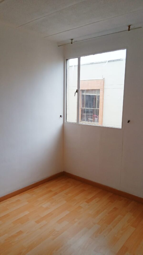VENTA  DE APARTAMENTO EN SAN CIPRIANO BOGOTÁ - Imagen 8