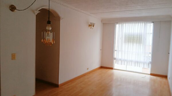 VENTA  DE APARTAMENTO EN SAN CIPRIANO BOGOTÁ - Imagen 4
